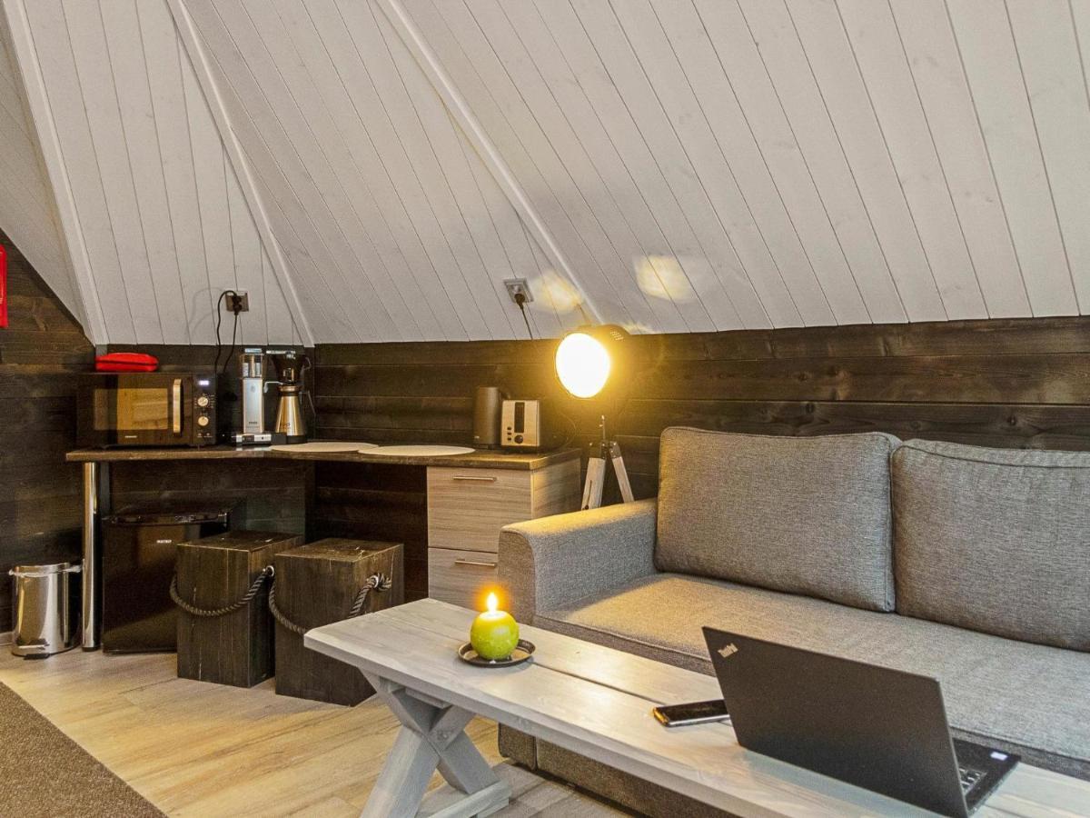 Holiday Home Samruam B Aurora Cabin By Interhome 萨拉 外观 照片